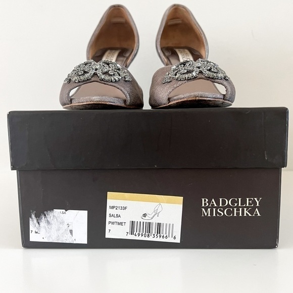 BADGLEY MISCHKA • Salsa Embellished Peep Toe Pump in Pewter Metallic - Picture 11 of 13